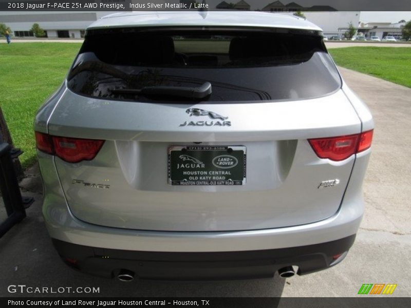Indus Silver Metallic / Latte 2018 Jaguar F-PACE 25t AWD Prestige