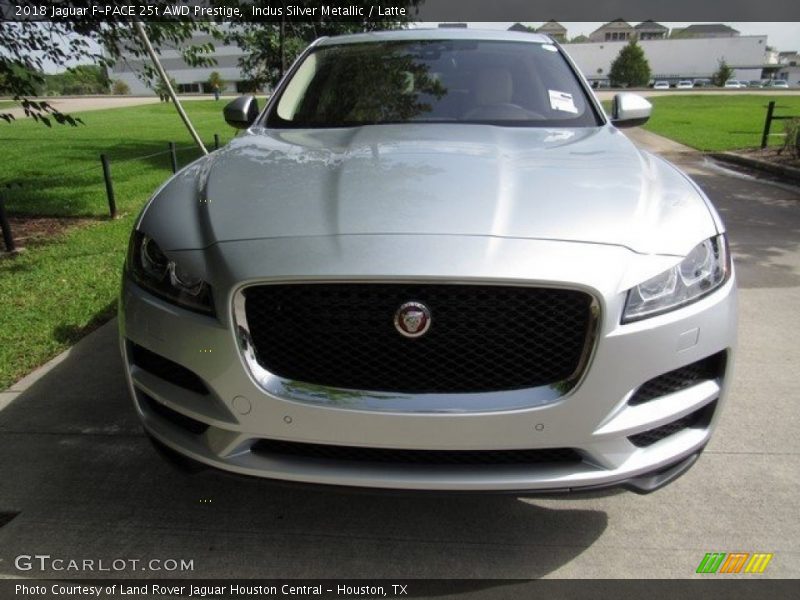 Indus Silver Metallic / Latte 2018 Jaguar F-PACE 25t AWD Prestige