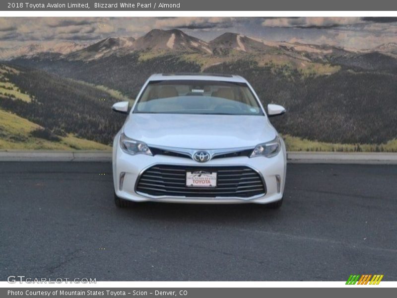 Blizzard White Pearl / Almond 2018 Toyota Avalon Limited