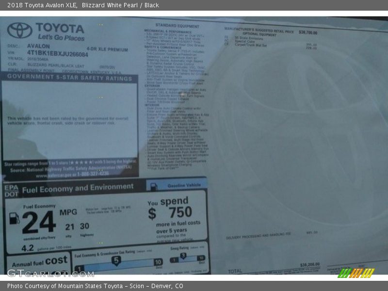 Blizzard White Pearl / Black 2018 Toyota Avalon XLE