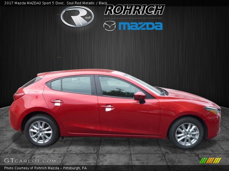 Soul Red Metallic / Black 2017 Mazda MAZDA3 Sport 5 Door