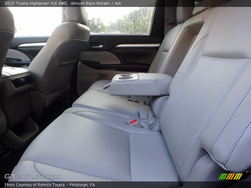 Attitude Black Metallic / Ash 2015 Toyota Highlander XLE AWD