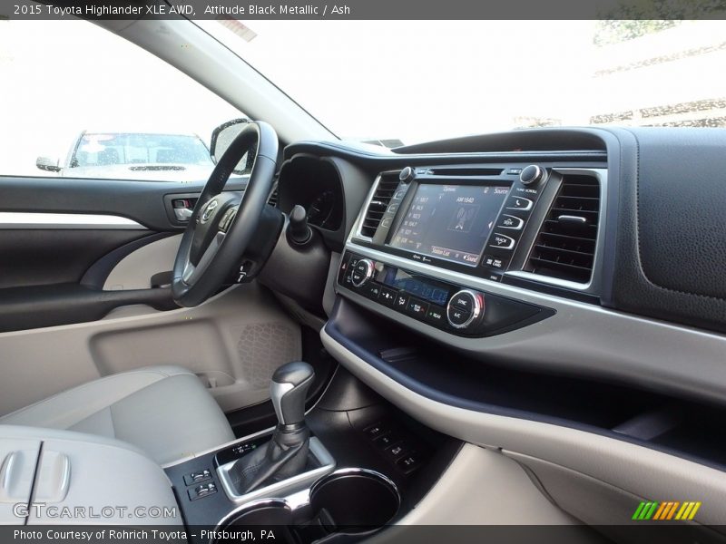 Attitude Black Metallic / Ash 2015 Toyota Highlander XLE AWD