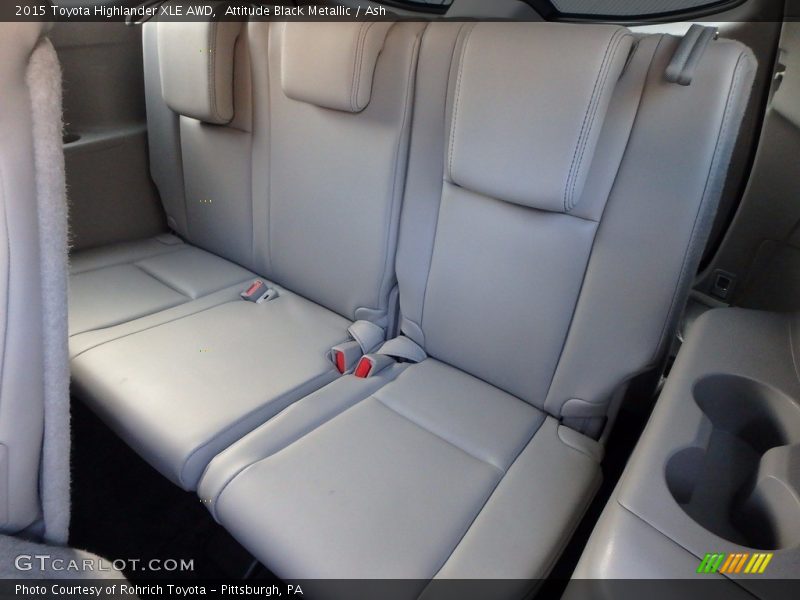 Attitude Black Metallic / Ash 2015 Toyota Highlander XLE AWD