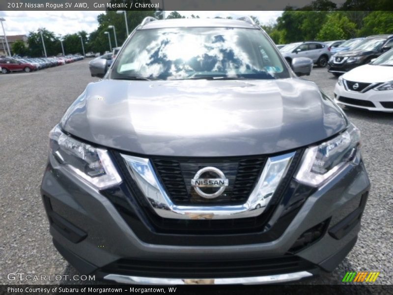 Gun Metallic / Charcoal 2017 Nissan Rogue SV AWD