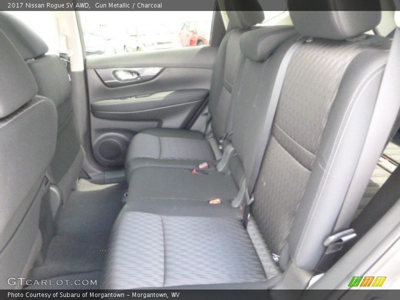 Gun Metallic / Charcoal 2017 Nissan Rogue SV AWD