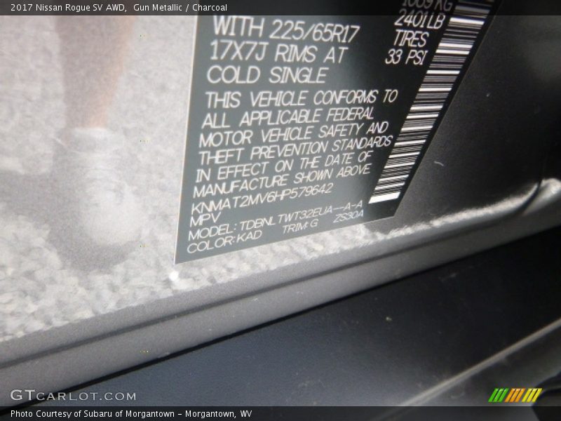Gun Metallic / Charcoal 2017 Nissan Rogue SV AWD