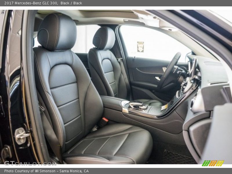Black / Black 2017 Mercedes-Benz GLC 300