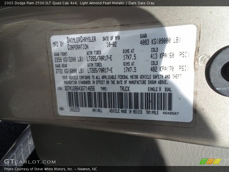 Light Almond Pearl Metallic / Dark Slate Gray 2003 Dodge Ram 2500 SLT Quad Cab 4x4