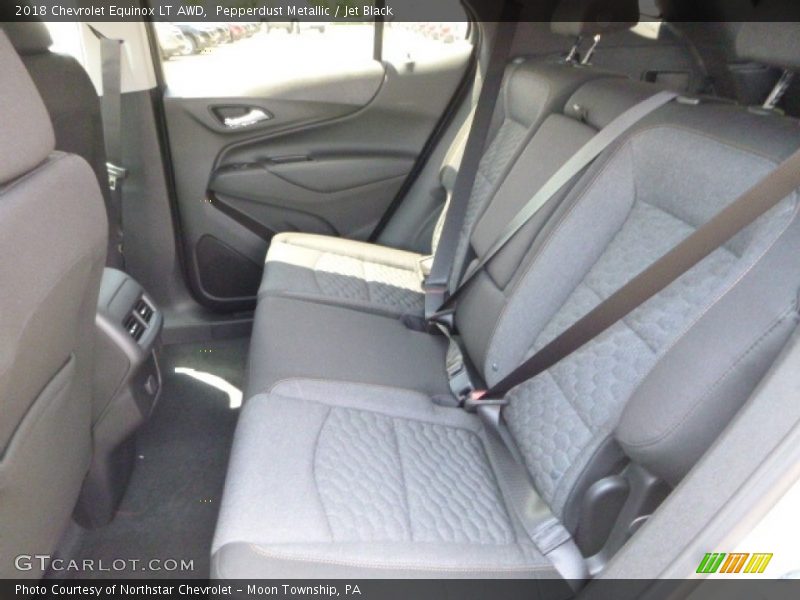 Pepperdust Metallic / Jet Black 2018 Chevrolet Equinox LT AWD