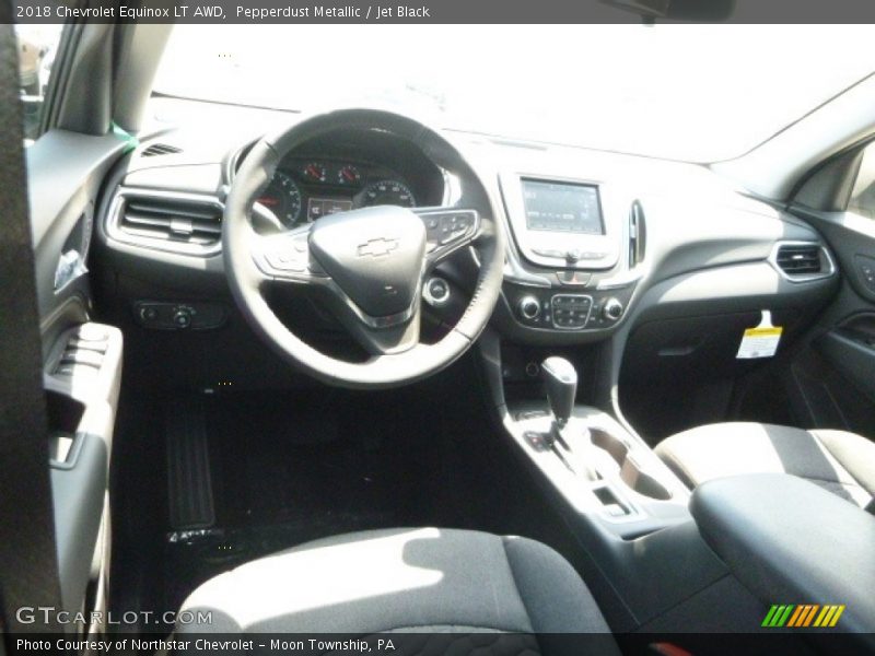 Pepperdust Metallic / Jet Black 2018 Chevrolet Equinox LT AWD