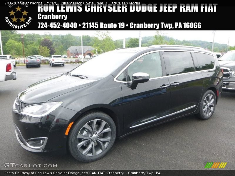 Brilliant Black Crystal Pearl / Black/Deep Mocha 2017 Chrysler Pacifica Limited