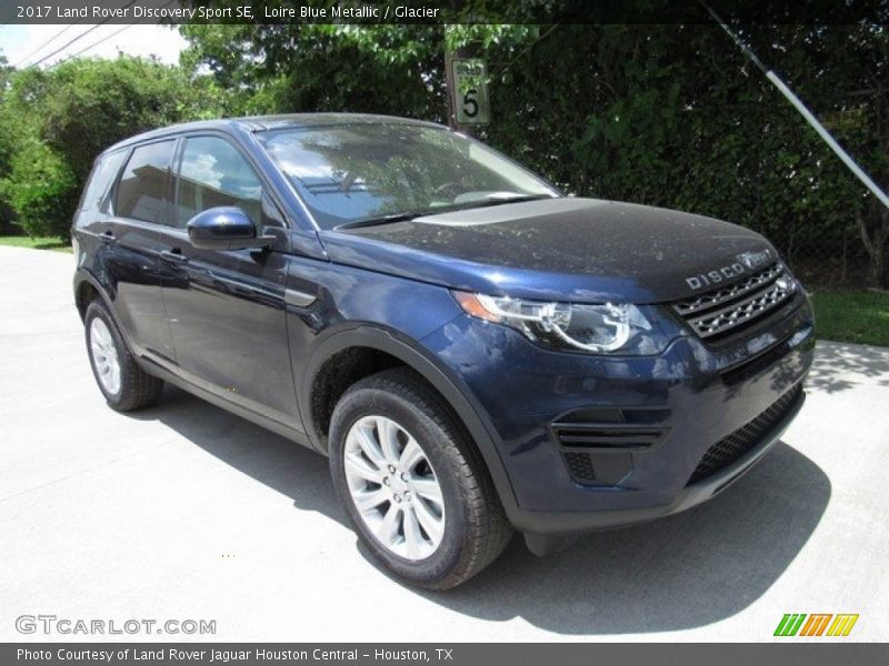 Loire Blue Metallic / Glacier 2017 Land Rover Discovery Sport SE