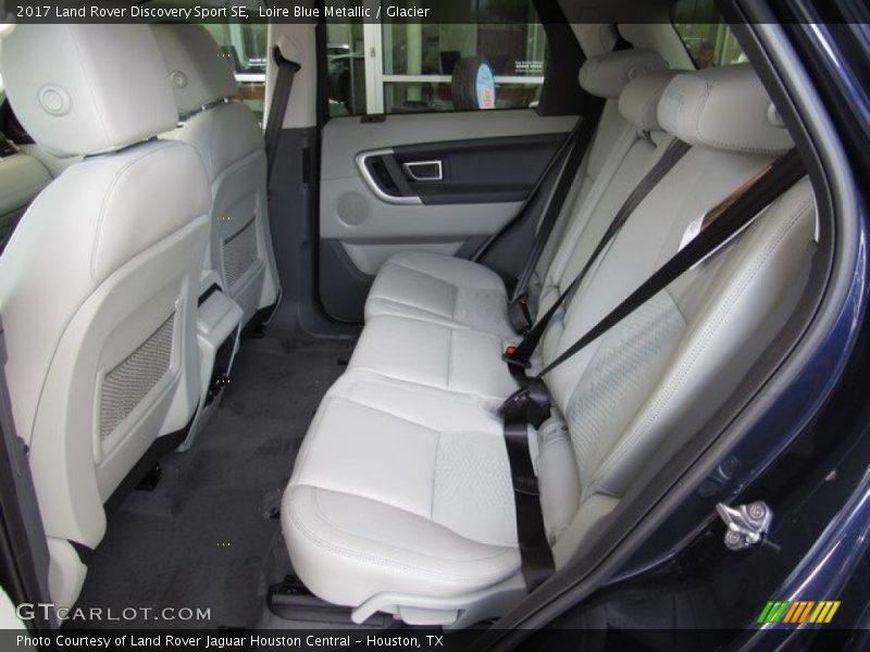 Loire Blue Metallic / Glacier 2017 Land Rover Discovery Sport SE