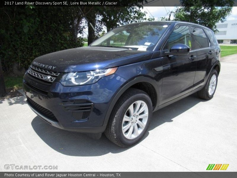 Loire Blue Metallic / Glacier 2017 Land Rover Discovery Sport SE