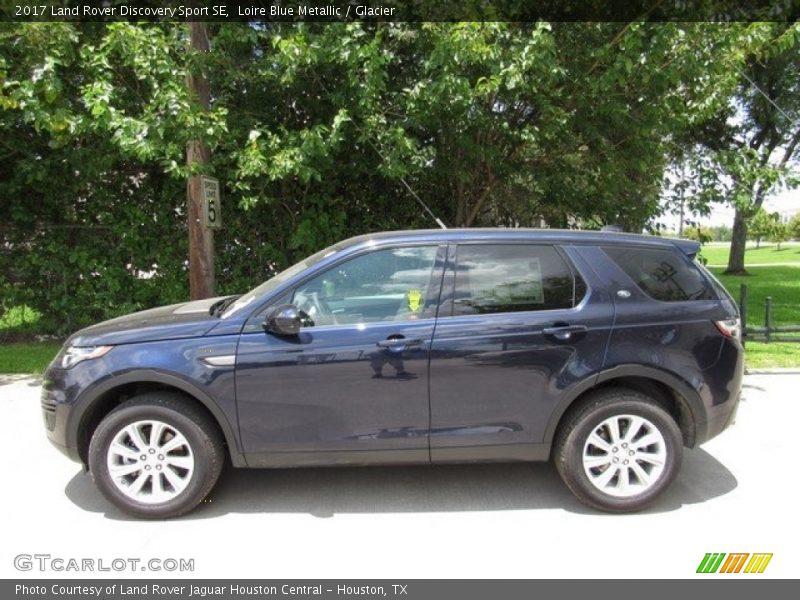 Loire Blue Metallic / Glacier 2017 Land Rover Discovery Sport SE