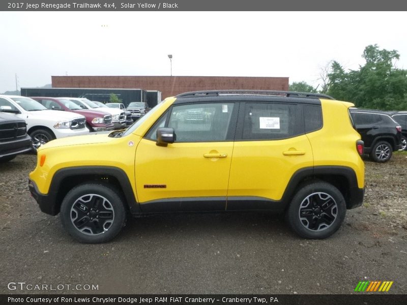 Solar Yellow / Black 2017 Jeep Renegade Trailhawk 4x4