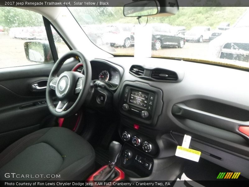 Solar Yellow / Black 2017 Jeep Renegade Trailhawk 4x4