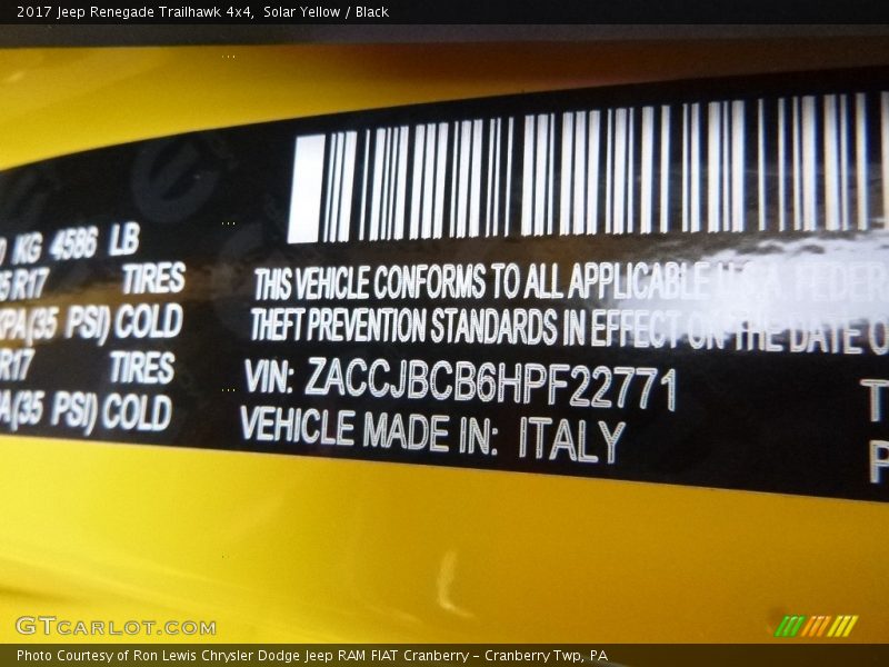 Solar Yellow / Black 2017 Jeep Renegade Trailhawk 4x4