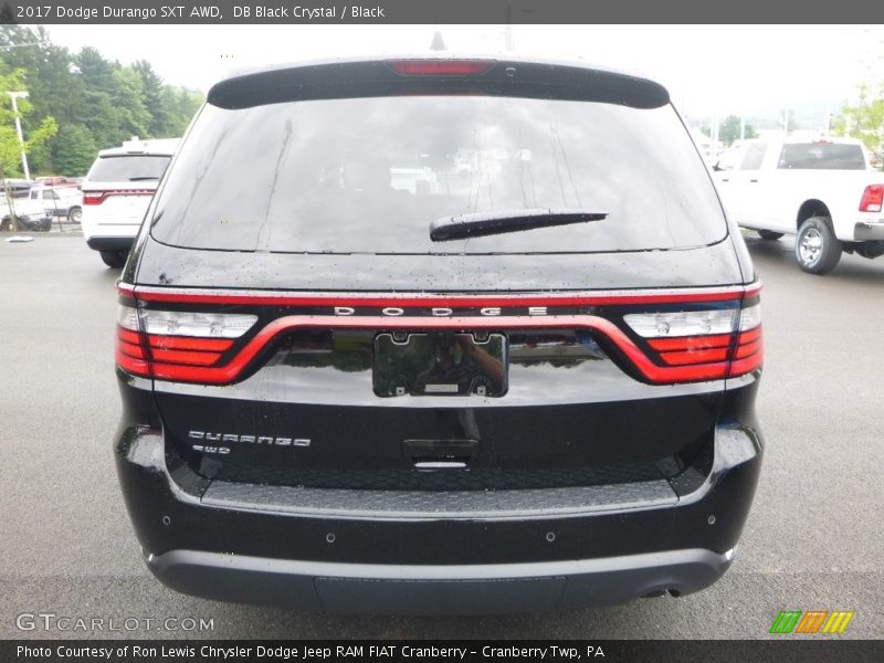 DB Black Crystal / Black 2017 Dodge Durango SXT AWD