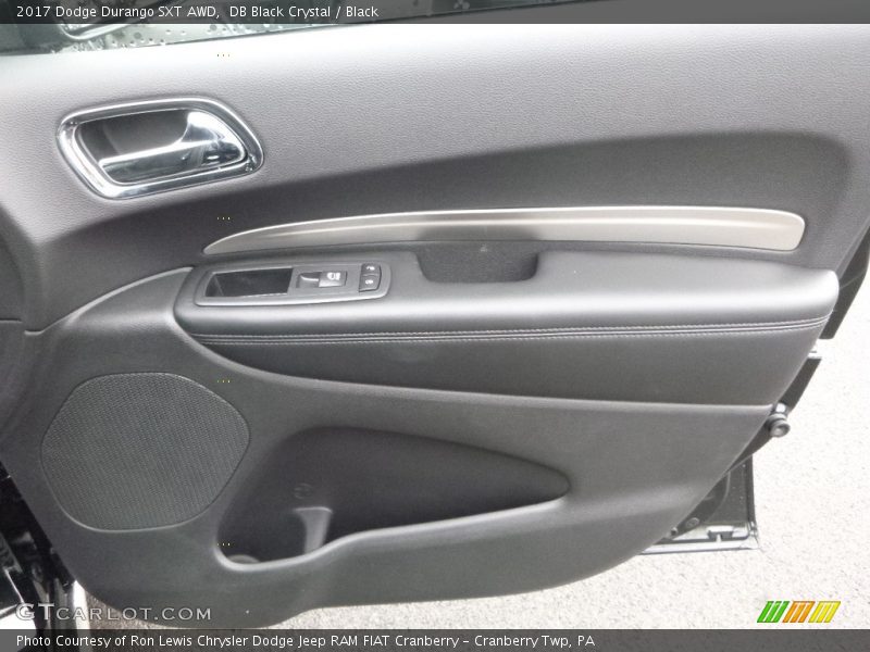DB Black Crystal / Black 2017 Dodge Durango SXT AWD