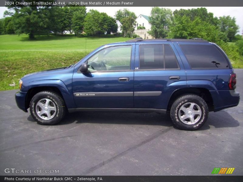 Indigo Blue Metallic / Medium Pewter 2004 Chevrolet TrailBlazer LS 4x4