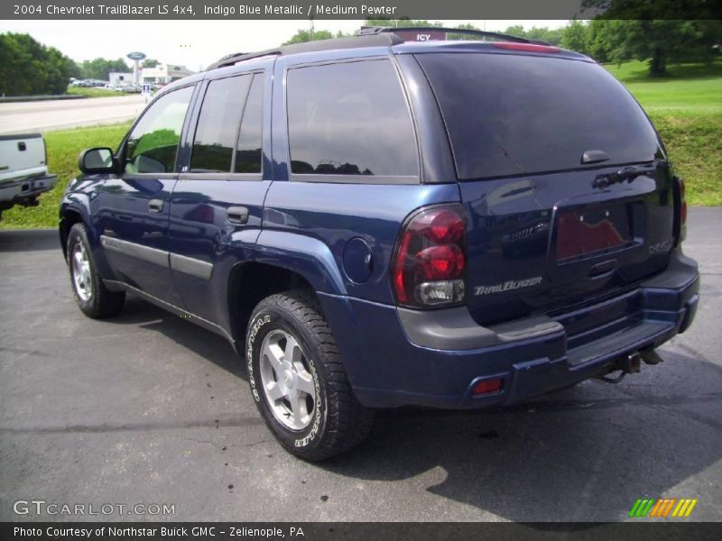 Indigo Blue Metallic / Medium Pewter 2004 Chevrolet TrailBlazer LS 4x4