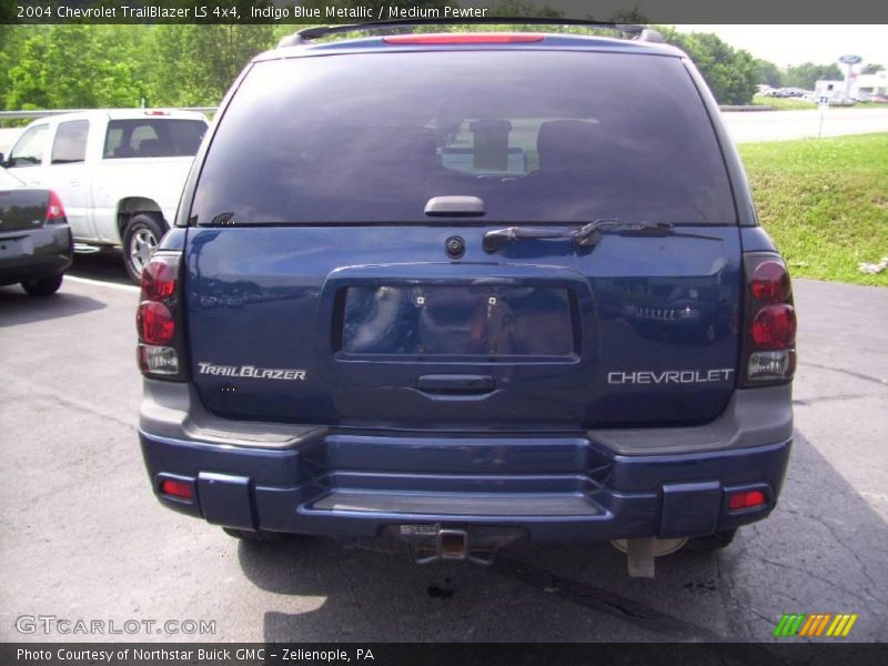 Indigo Blue Metallic / Medium Pewter 2004 Chevrolet TrailBlazer LS 4x4