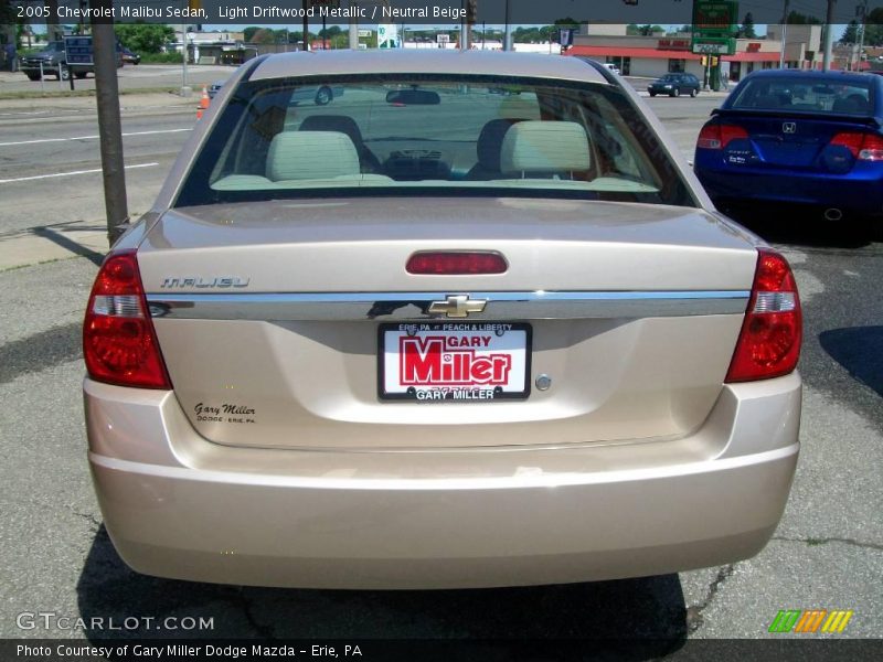 Light Driftwood Metallic / Neutral Beige 2005 Chevrolet Malibu Sedan