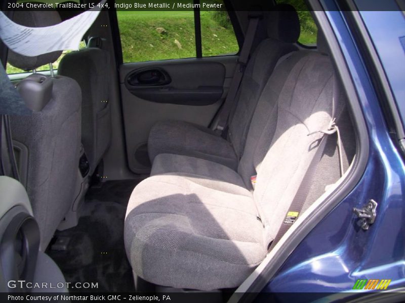 Indigo Blue Metallic / Medium Pewter 2004 Chevrolet TrailBlazer LS 4x4