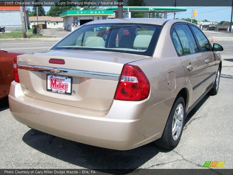Light Driftwood Metallic / Neutral Beige 2005 Chevrolet Malibu Sedan