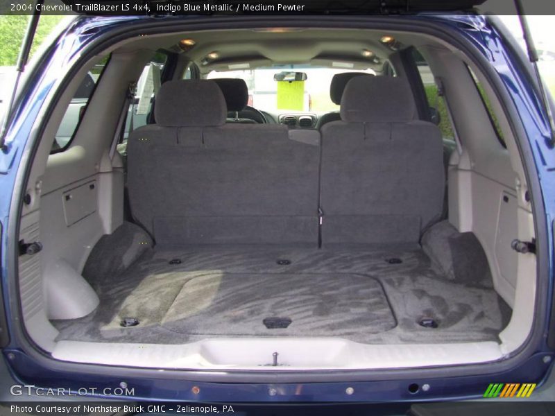 Indigo Blue Metallic / Medium Pewter 2004 Chevrolet TrailBlazer LS 4x4