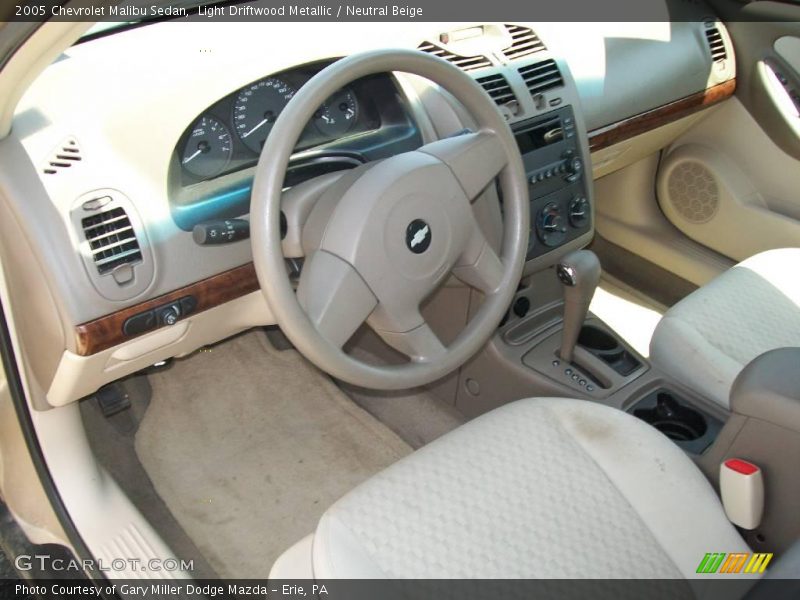 Light Driftwood Metallic / Neutral Beige 2005 Chevrolet Malibu Sedan