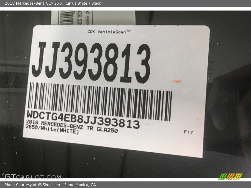 Cirrus White / Black 2018 Mercedes-Benz GLA 250