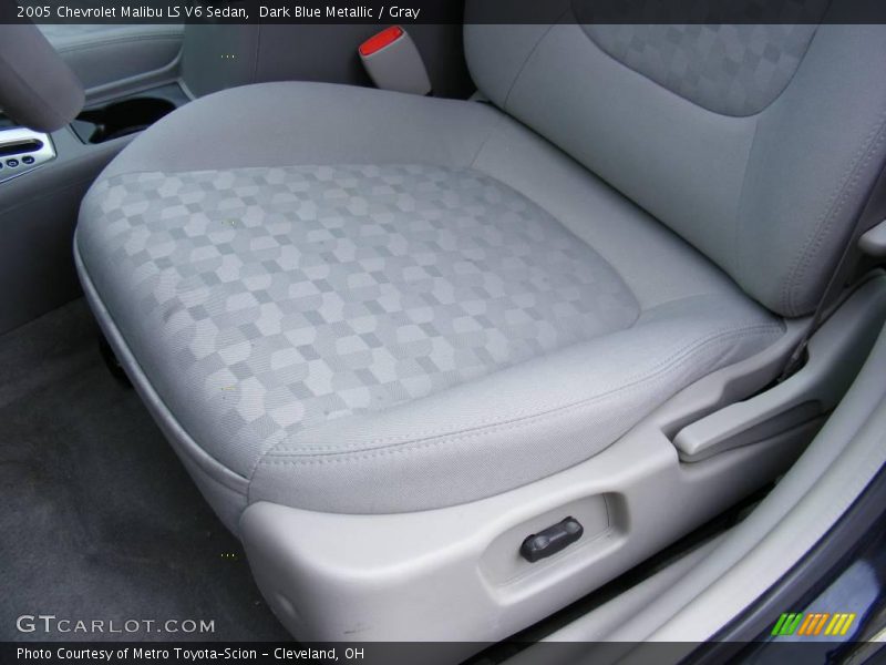 Dark Blue Metallic / Gray 2005 Chevrolet Malibu LS V6 Sedan