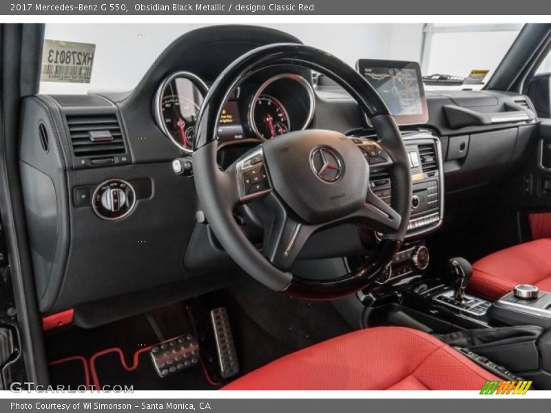 Dashboard of 2017 G 550
