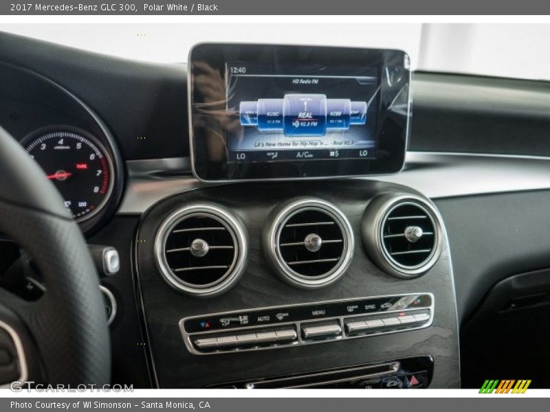 Polar White / Black 2017 Mercedes-Benz GLC 300