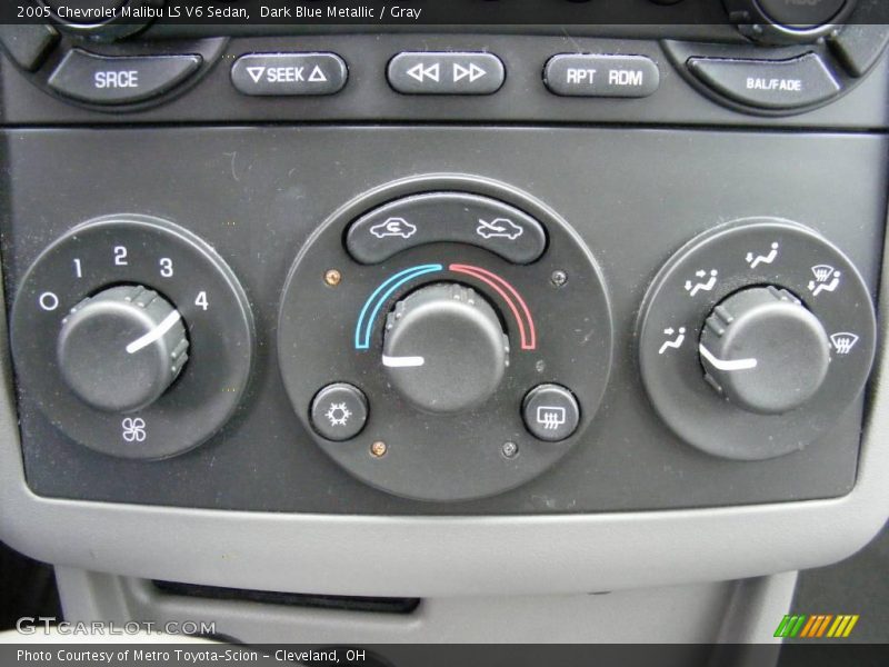 Dark Blue Metallic / Gray 2005 Chevrolet Malibu LS V6 Sedan