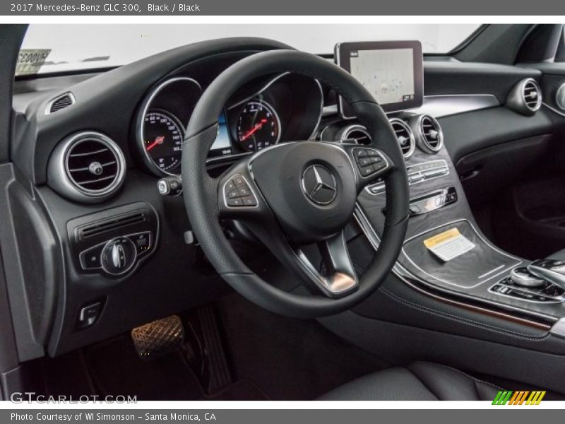 Black / Black 2017 Mercedes-Benz GLC 300