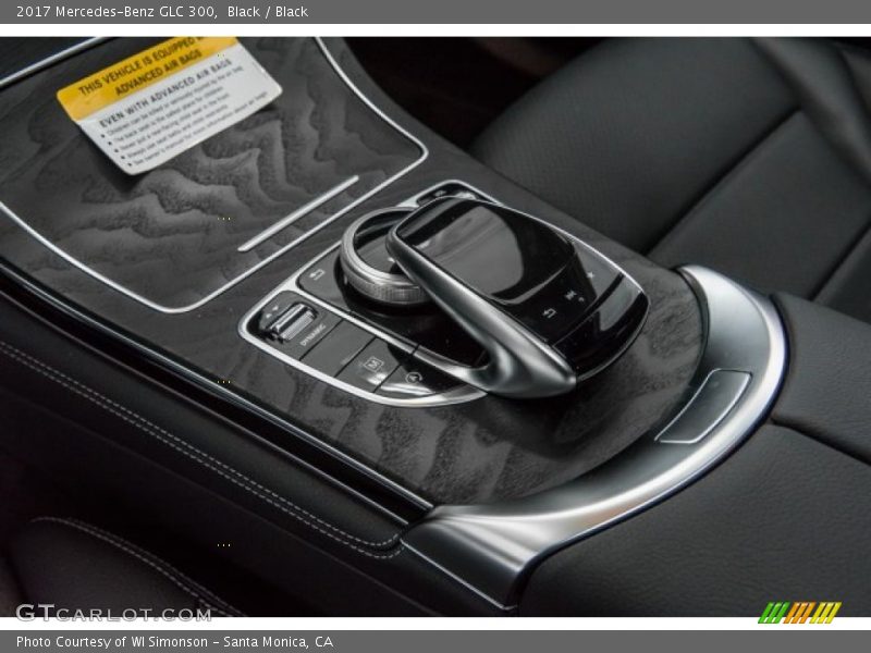 Black / Black 2017 Mercedes-Benz GLC 300