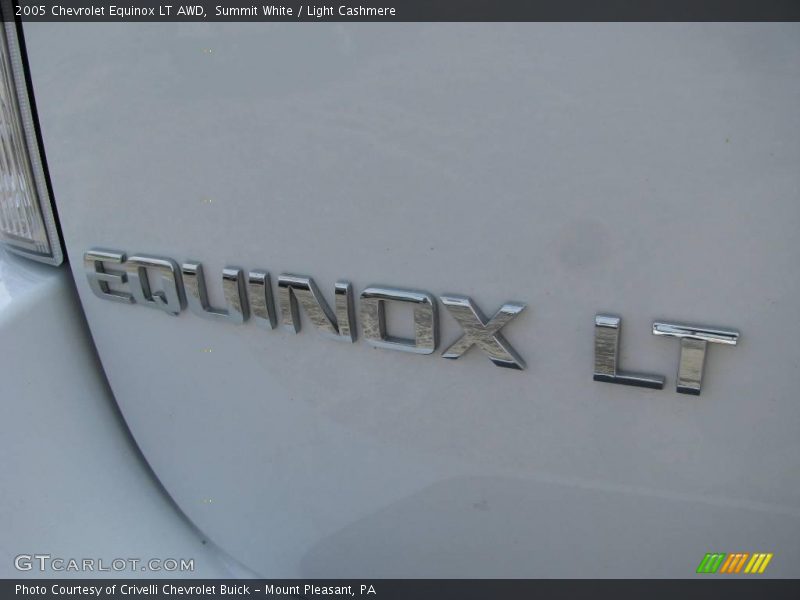 Summit White / Light Cashmere 2005 Chevrolet Equinox LT AWD