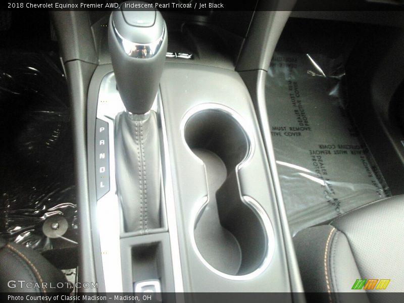 Iridescent Pearl Tricoat / Jet Black 2018 Chevrolet Equinox Premier AWD