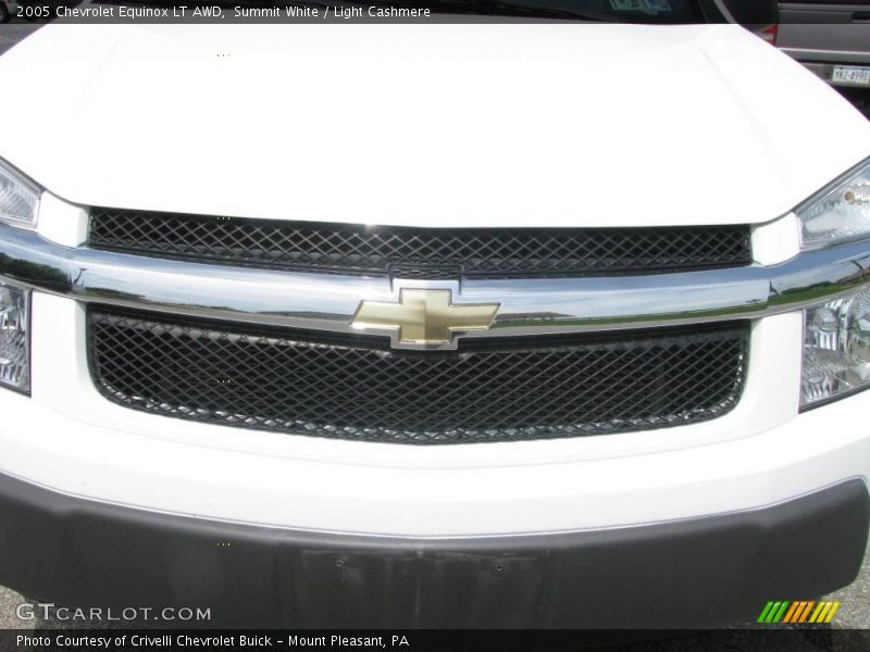 Summit White / Light Cashmere 2005 Chevrolet Equinox LT AWD