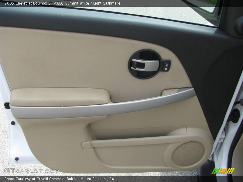 Summit White / Light Cashmere 2005 Chevrolet Equinox LT AWD