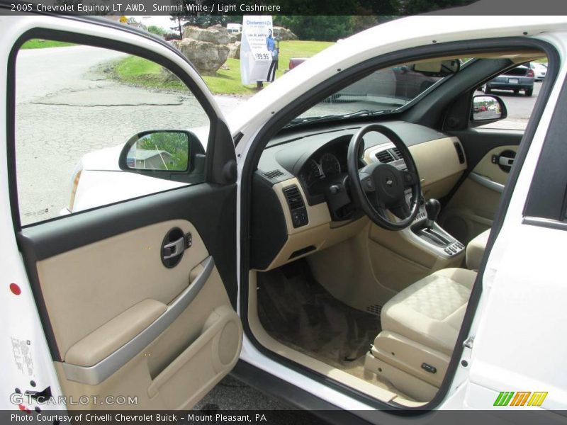 Summit White / Light Cashmere 2005 Chevrolet Equinox LT AWD