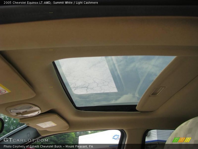 Summit White / Light Cashmere 2005 Chevrolet Equinox LT AWD