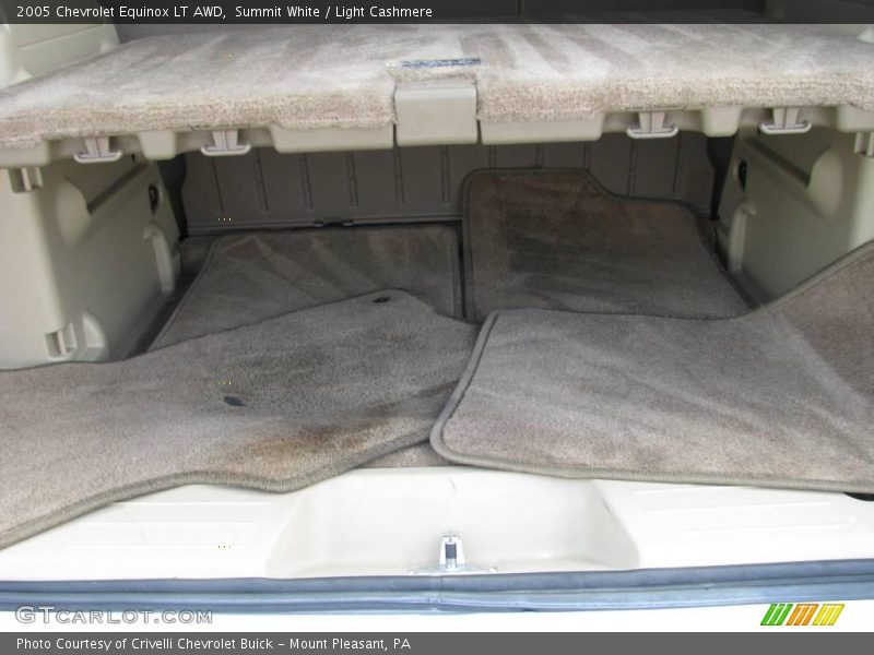 Summit White / Light Cashmere 2005 Chevrolet Equinox LT AWD
