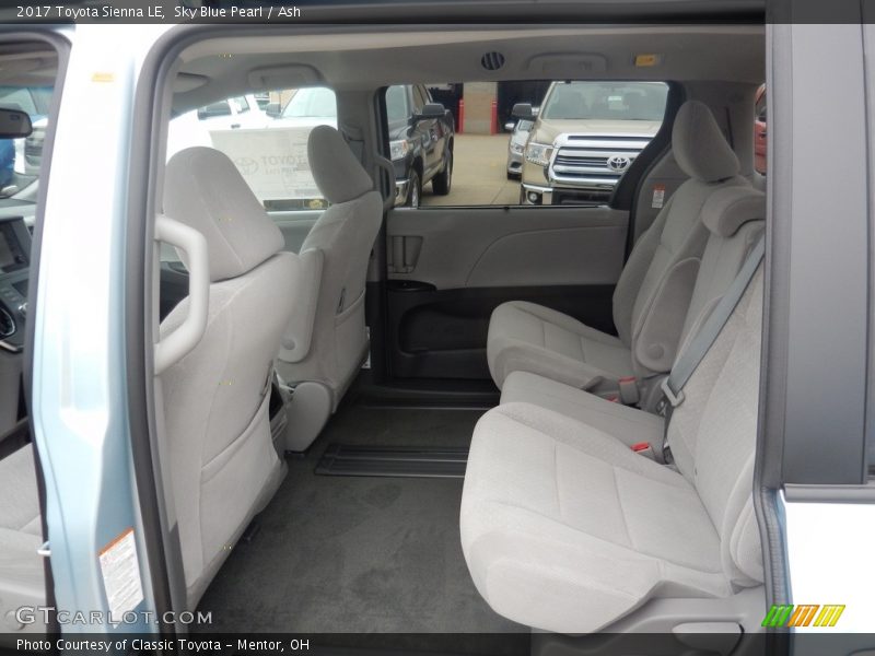 Sky Blue Pearl / Ash 2017 Toyota Sienna LE