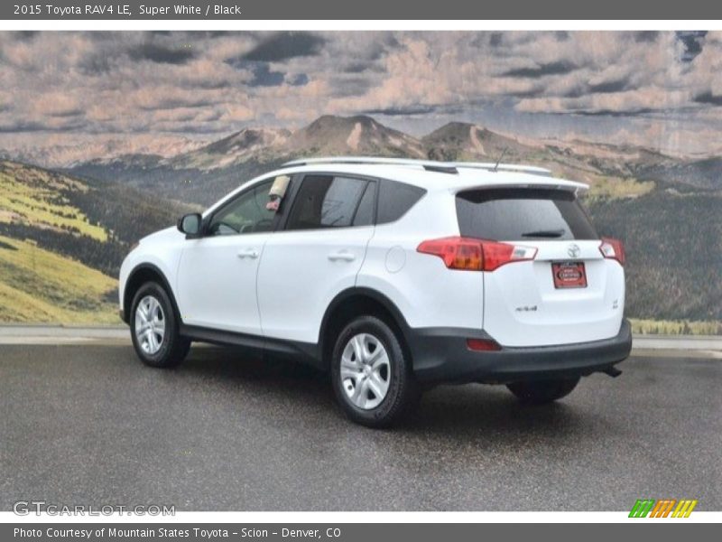 Super White / Black 2015 Toyota RAV4 LE