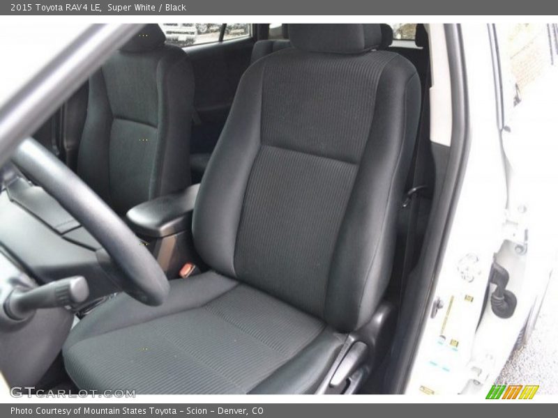 Super White / Black 2015 Toyota RAV4 LE